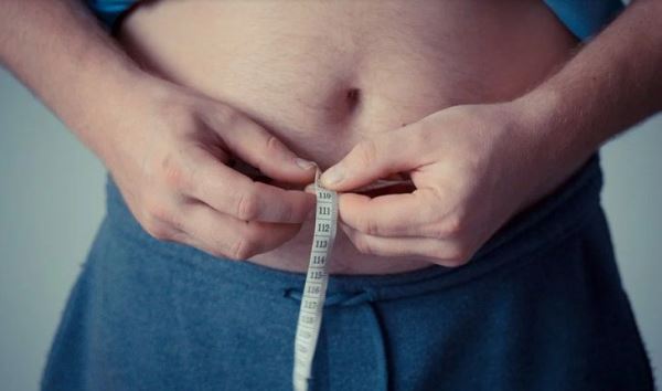 Эксперты определили, на сколько лет ожирение может сократить жизнь человека