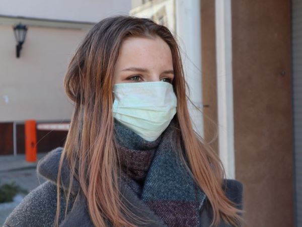 Инфекционисты рассказали о том, защищают ли самодельные маски от коронавируса